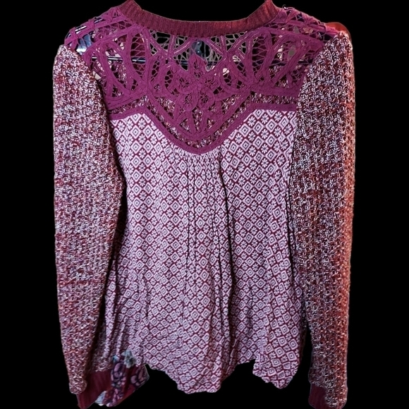 Miss Me small crochet shoulder dark red(wine) sweater - Picture 11 of 16